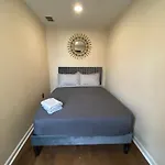 Cozy House At South Philly New Bold
